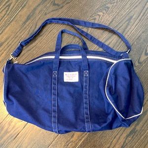 Canvas duffel bag